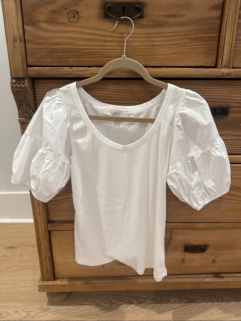 LOFT white Top